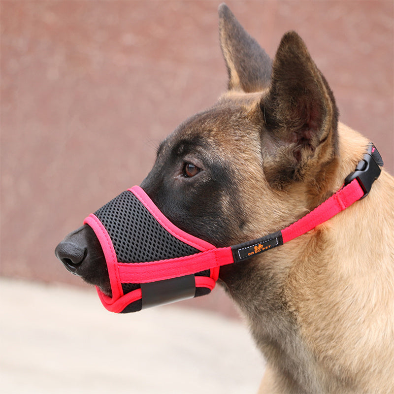 SafeBite™ – Adjustable Dog Muzzle for Safe Walks & Training